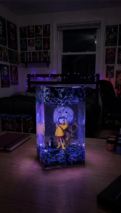 HorrorGlow Resin Lamps