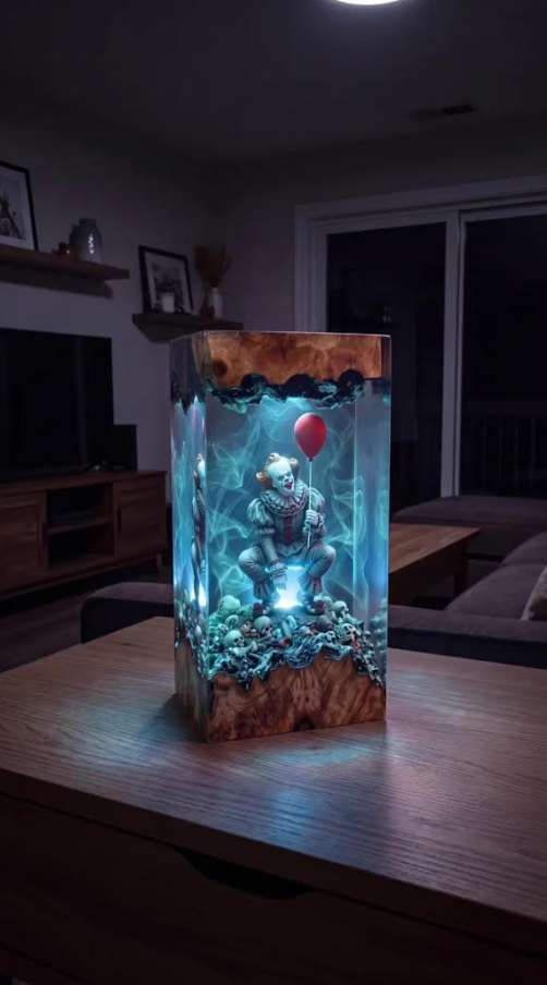 HorrorGlow Resin Lamps